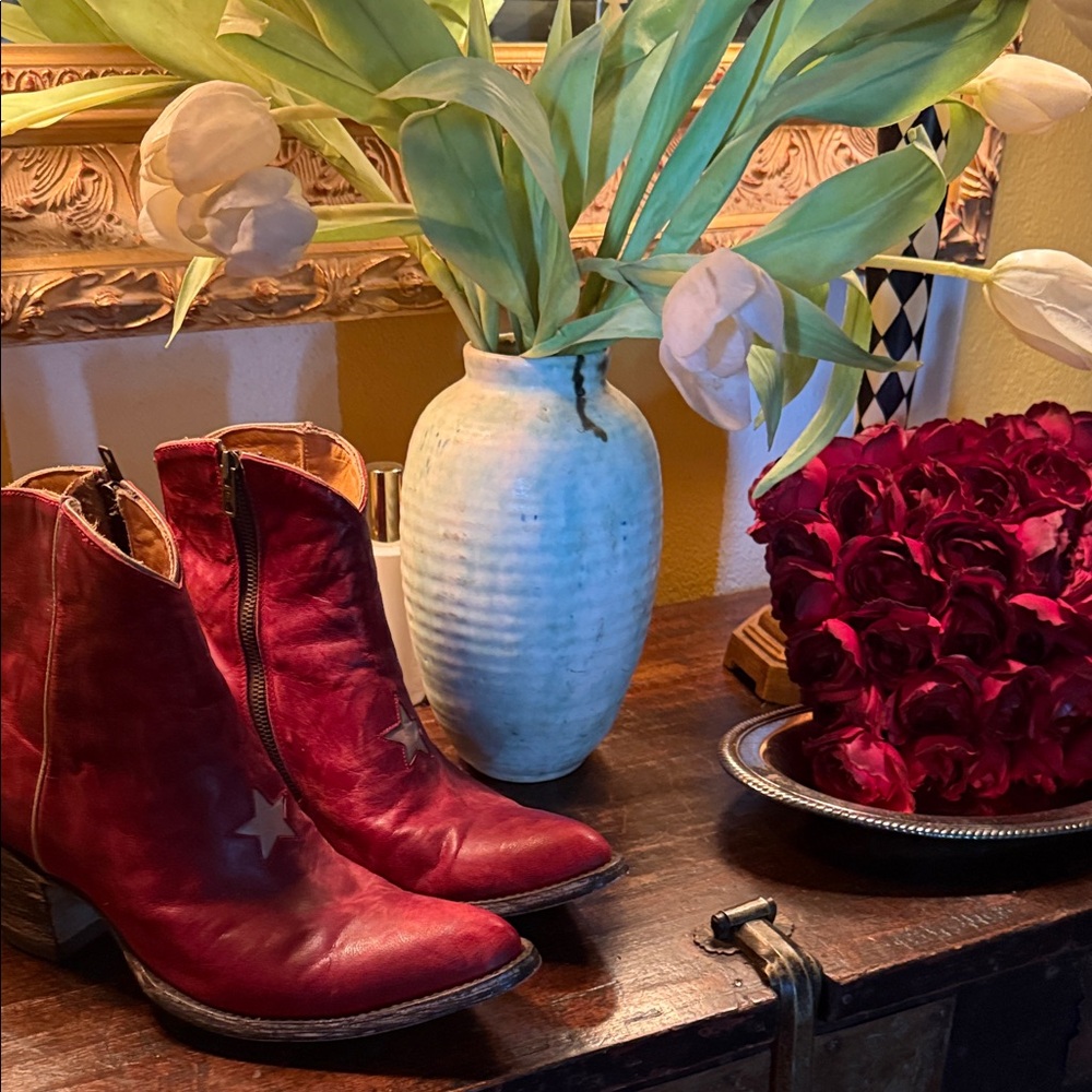 Old Gringo Red Leather Star Ankle Boots